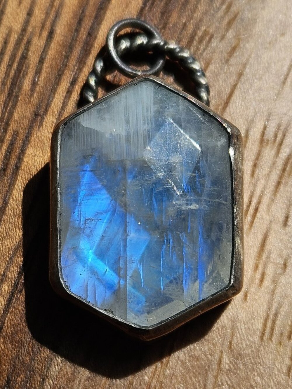 Flashy Moonstone Pendant